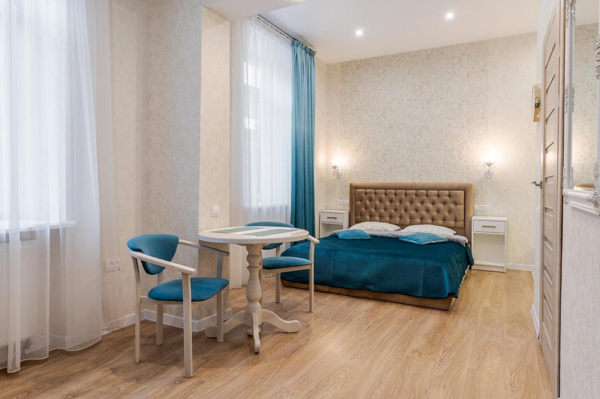 リヴィウLuxury Flat Near Operaアパートメント エクステリア 写真
